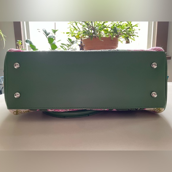 Vera Bradley Floral Green and Pink Women's Bag - Picture 6 of 7